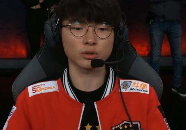 巴特勒在SKT比赛中锐不可当，反败为胜引发热议！