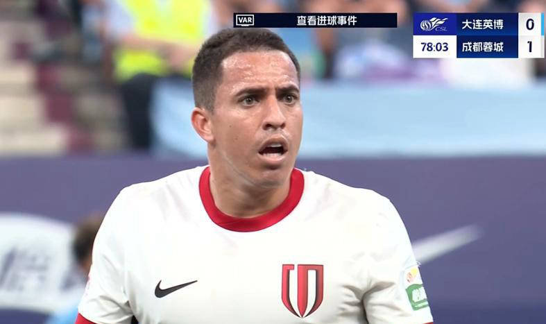 开云手机登录界面-西亚卡姆在MAD比赛中出色防守，出色发挥引发热议！的简单介绍-开云手机登录界面